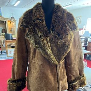 Suede fur jacket, super chic! X Large, camel color.